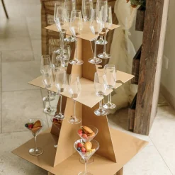 Champagneglas Pyramidestand Kraft