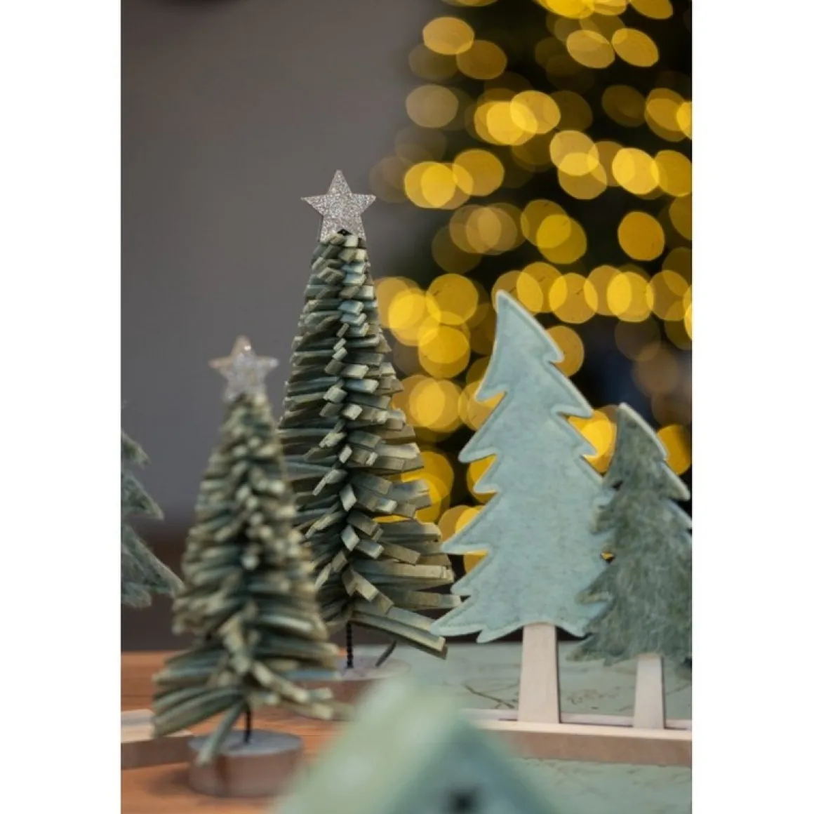 Filt Juletræ Med Stjerne