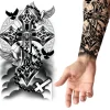Gotisk Kors Falsk Tatovering