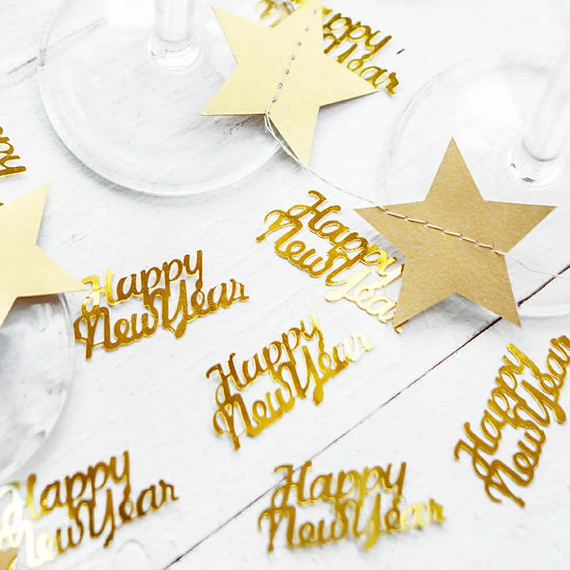 Happy New Year Konfetti Guld
