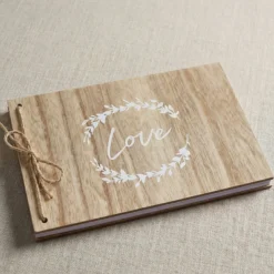 Love Træ Gæstebog