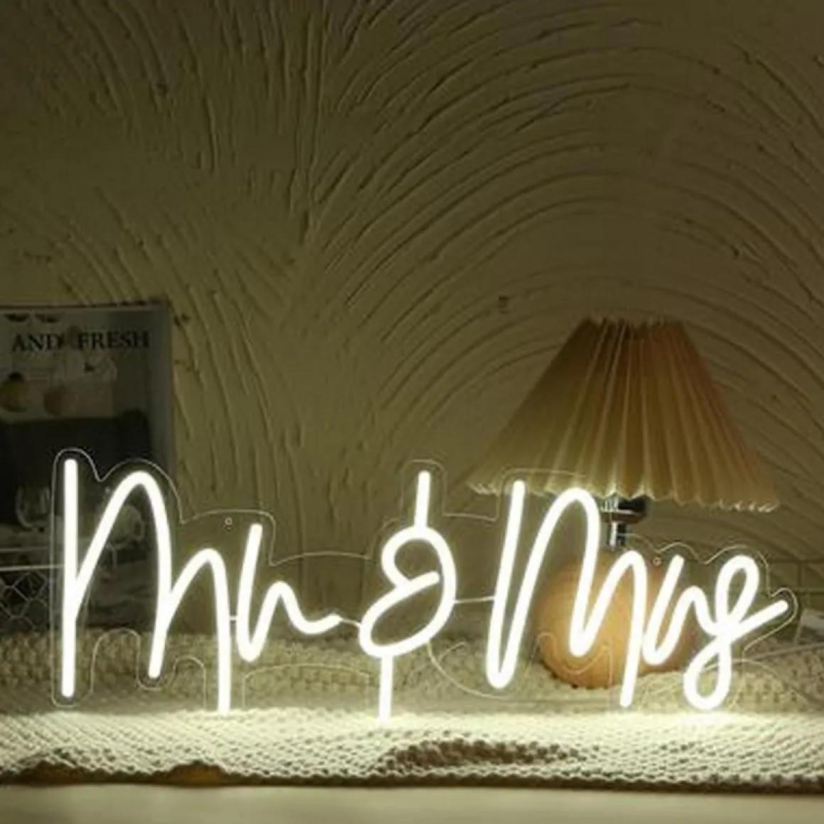 Mr & Mrs Neonskilt Hvid