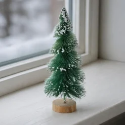 Snedækket Juletræ På Træfod