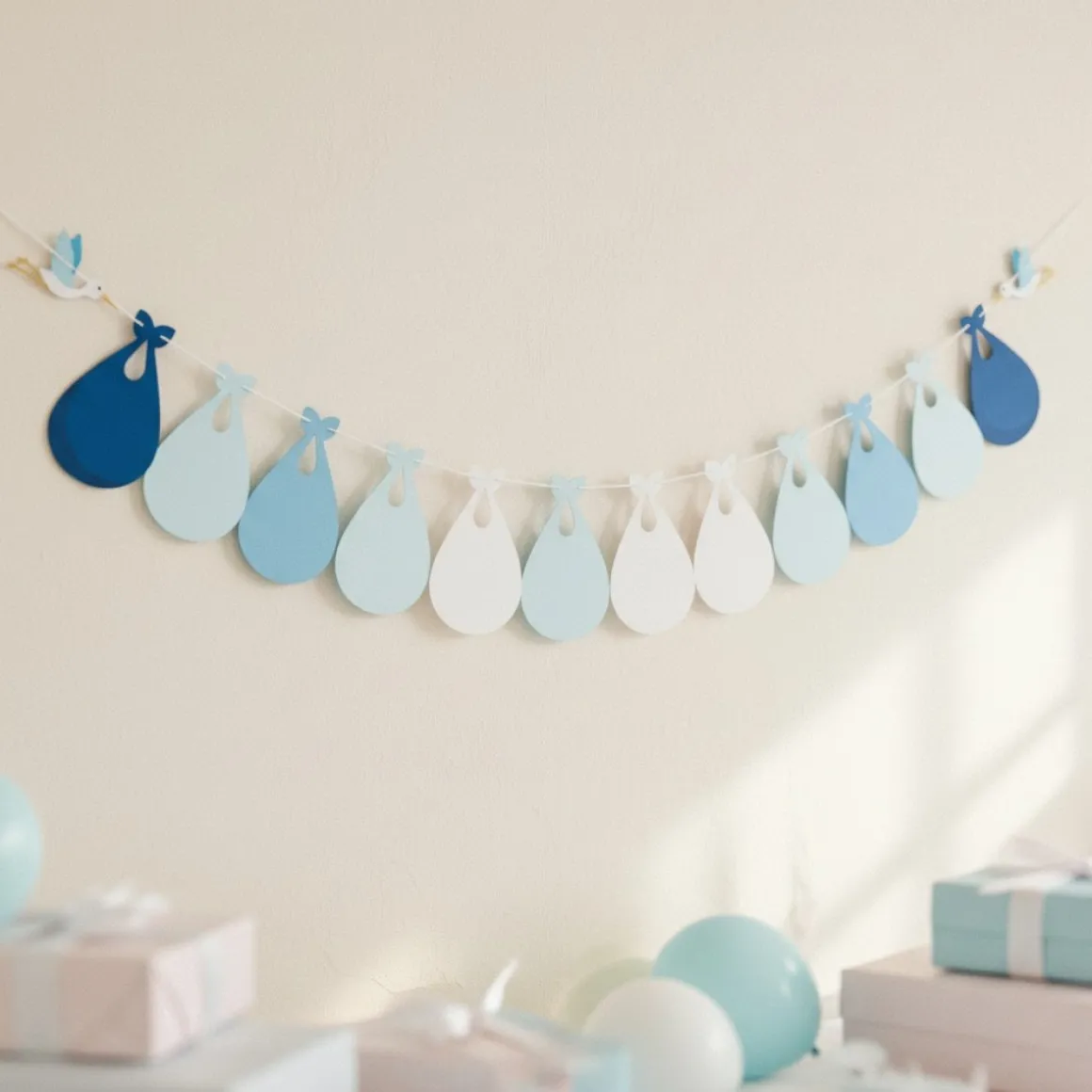 Stork Babyshower Guirlande Lyseblå