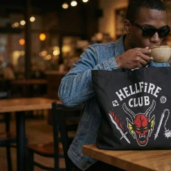 Stranger Things® Hellfire Club XL Shoppingtaske