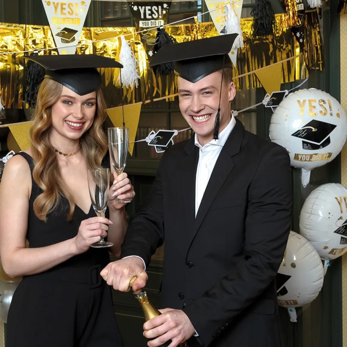Studenter Kvast Guirlande Guld/Hvid/Sort