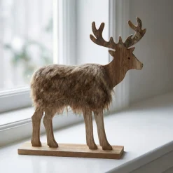Træ Rensdyr Med Pels Brun