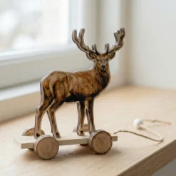 Træ Rensdyr På Hjul